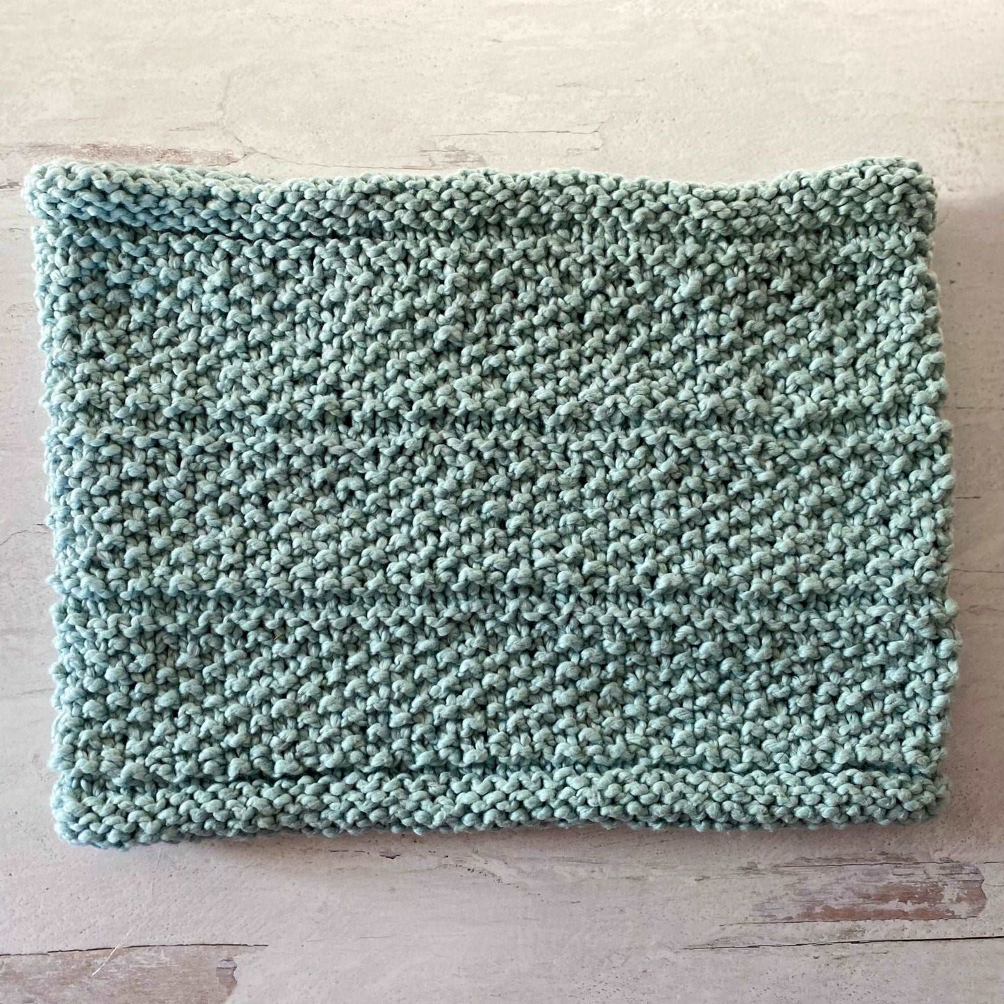 Load image into Gallery viewer, Organic Chunky Cotton Snood in Seafoam
