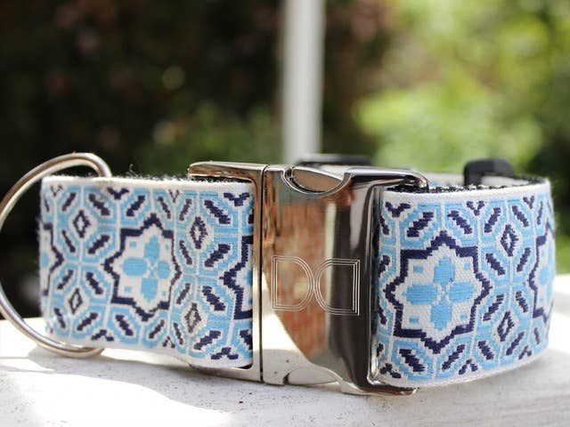 Load image into Gallery viewer, Santorini By The Sea Extra Wide Martingale Dog Collar
